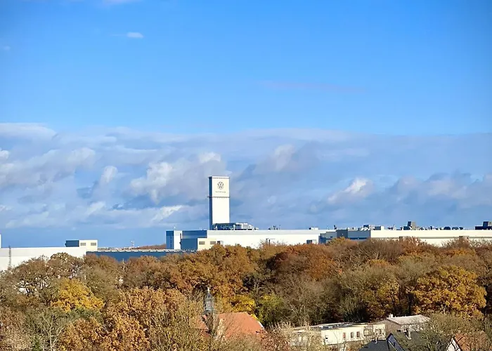 شقة Penthouse Wolkenplatz 55 Qm -- Grosse Dachterrasse, Kostenfrei Garage Und Wlan, Ebk, Smart Tv, Haltestelle Stadtbahn 100 Meter -- Perfekt Fuer Geschaeftsreisende Und Familien
