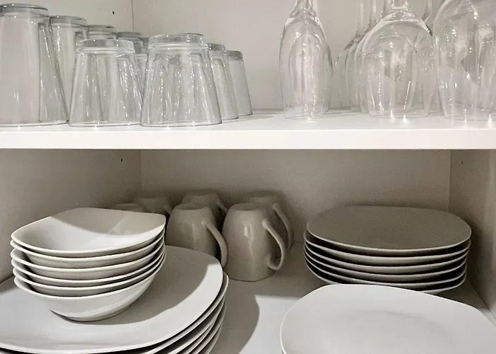 Apartment Penthouse Wolkenplatz 55 Qm -- Grosse Dachterrasse, Kostenfrei Garage Und Wlan, Ebk, Smart Tv, Haltestelle Stadtbahn 100 Meter -- Perfekt Fuer Geschaeftsreisende Und Familien Hannover