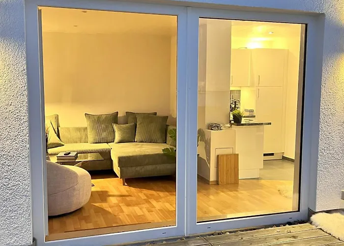 Penthouse Wolkenplatz 55 Qm -- Grosse Dachterrasse, Kostenfrei Garage Und Wlan, Ebk, Smart Tv, Haltestelle Stadtbahn 100 Meter -- Perfekt Fuer Geschaeftsreisende Und Familien *